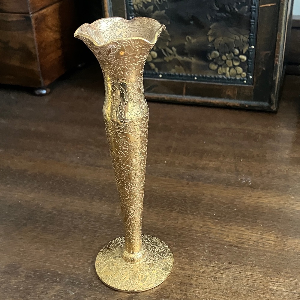 Vintage Glastonbury Lotus 22K Gold Overlay Bud Vase Daisy Fields